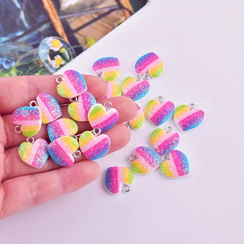 Resin Art Box - 10 個のカラフルなハート樹脂チャームかわいい混合色のラブハートペンダント DIY ジュエリー作りイヤリングクラフトアクセサリー