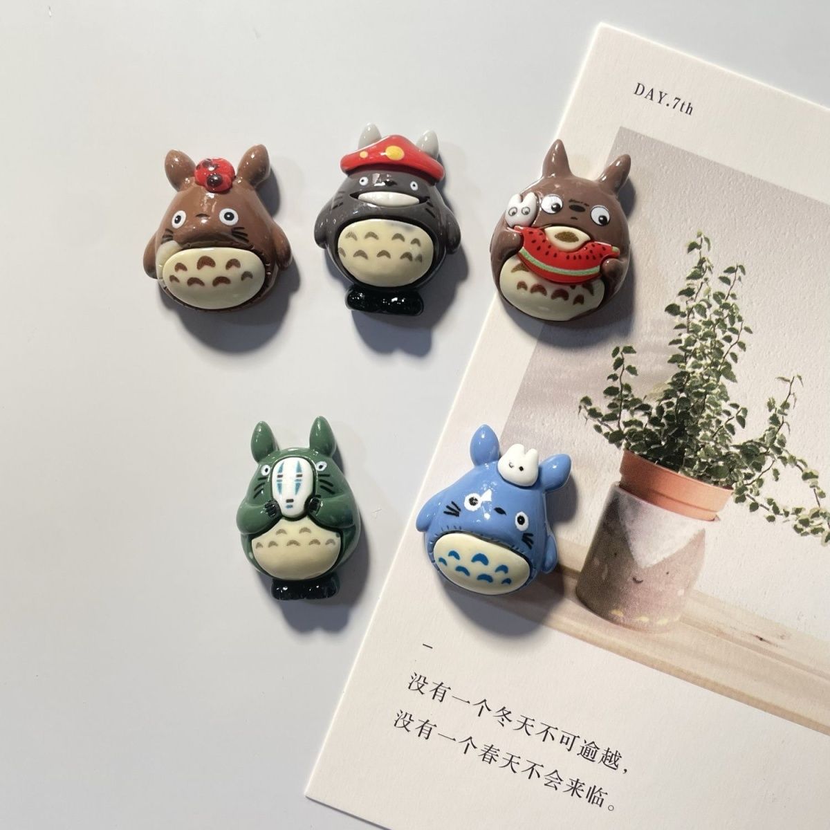 Resin Art Furniture - トトロアニメ樹脂製冷蔵庫マグネットかわいい漫画フィギュア磁気ステッカー冷蔵庫写真装飾ホームキッチンオーナメントクリエイティブ